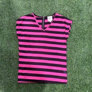 Ladies cap sleeved black and pink shirt with zipper detail on back of neck.